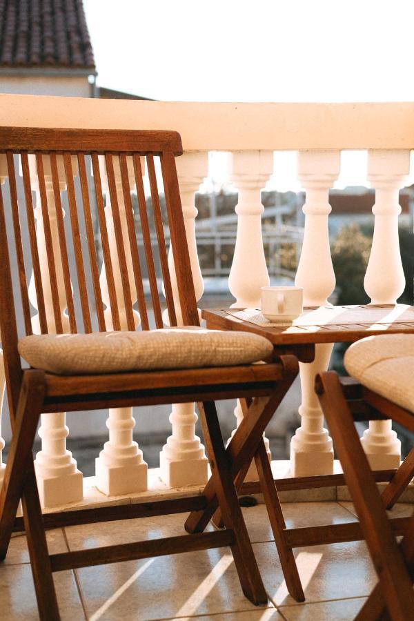 Garden House Vodice Apartment Luaran gambar