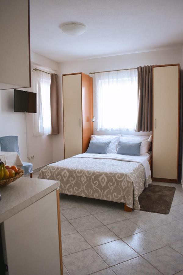 Garden House Vodice Apartment Luaran gambar