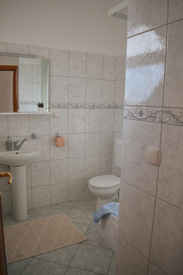 Garden House Vodice Apartment Luaran gambar