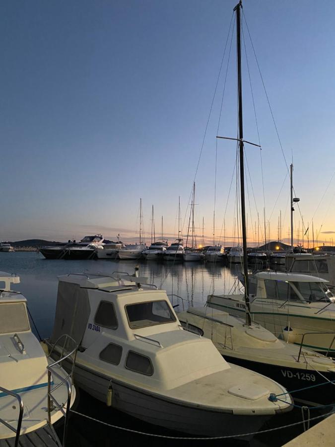 Garden House Vodice Apartment Luaran gambar